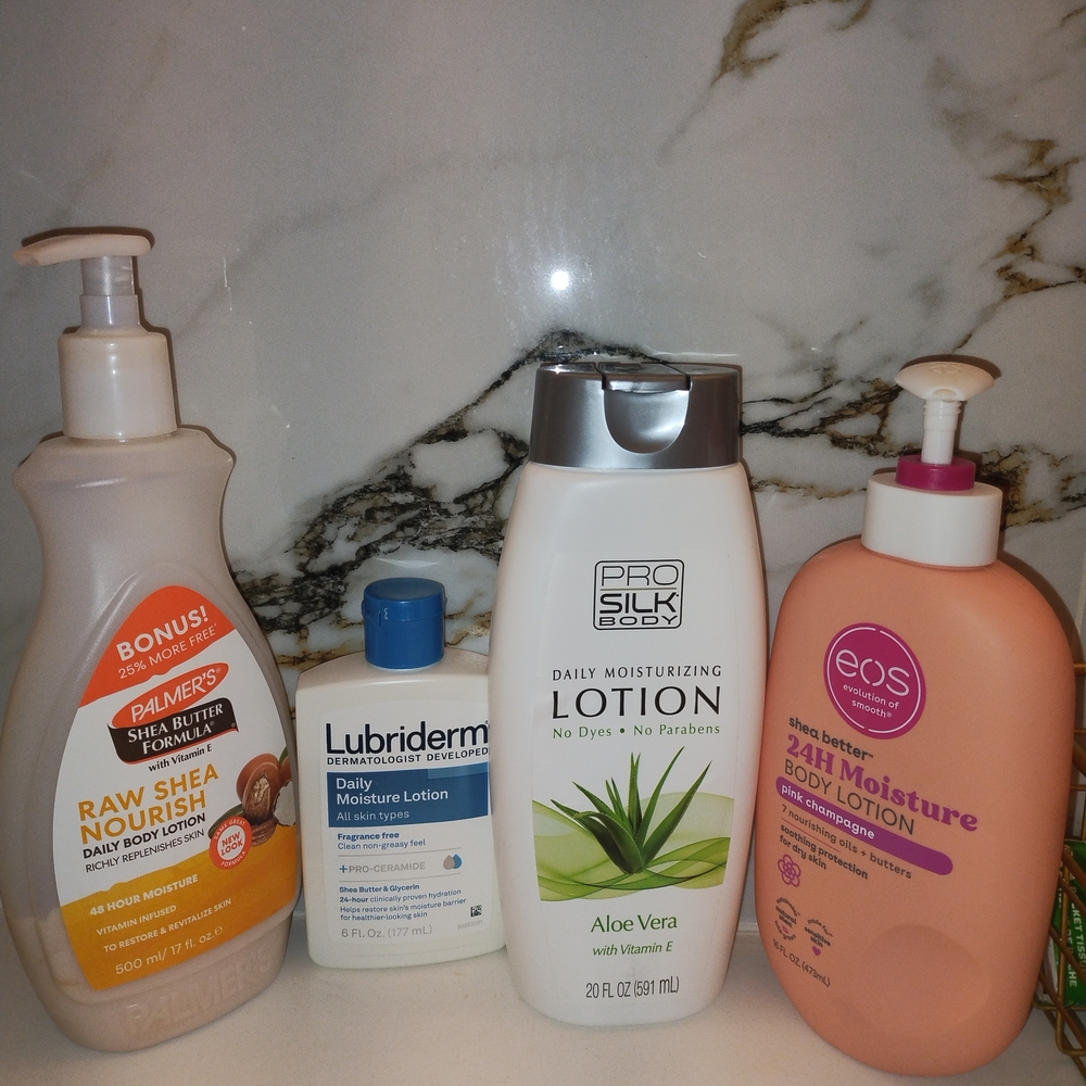 Aloe Vera Daily Moisturizing Lotion - White